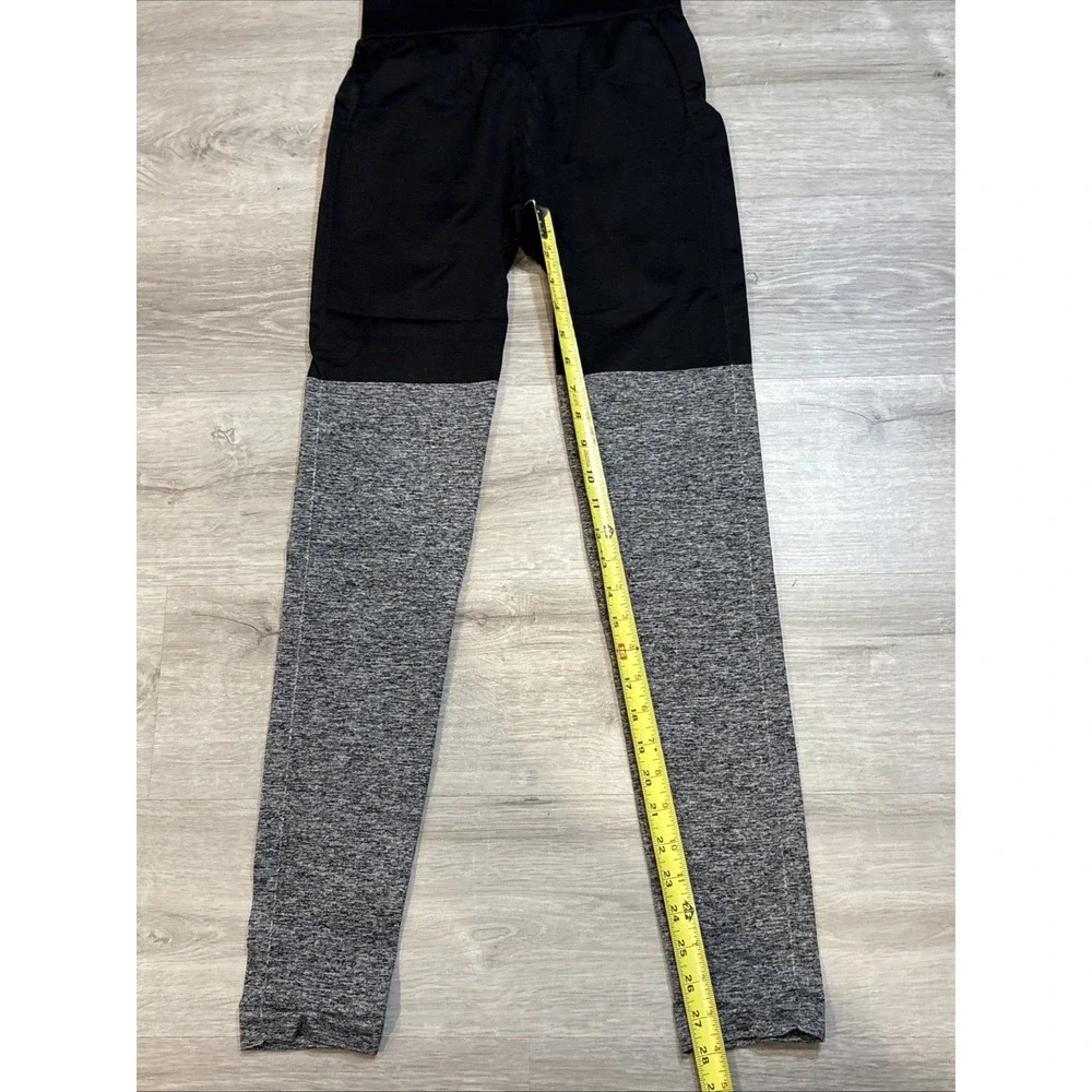 Gymshark Women's S‎ Seamless Two Tone Leggings Black & Gray High Waisted